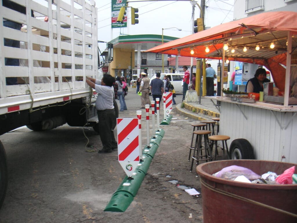 Object / Hazard Markers – International