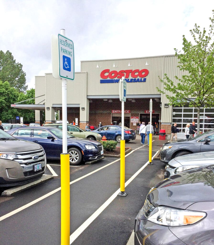 Rebounding Bollard Sign Post