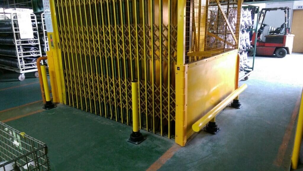 4″ Rebounding Steel Bollard