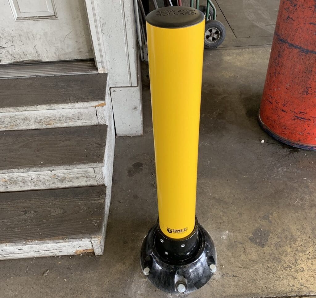 5″ Rebounding Steel Bollard