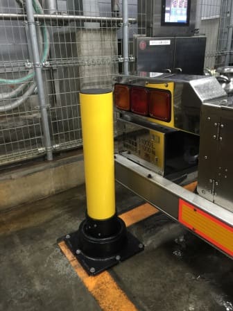 Rebounding Steel Bollard Type 3