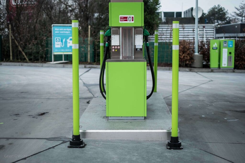 3″ Rebounding Steel Bollard