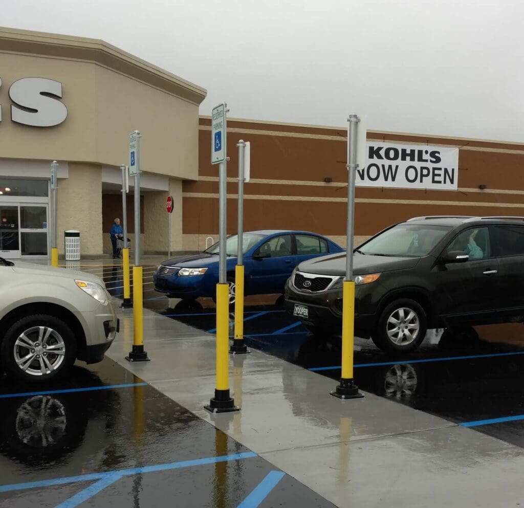 Rebounding Bollard Sign Post