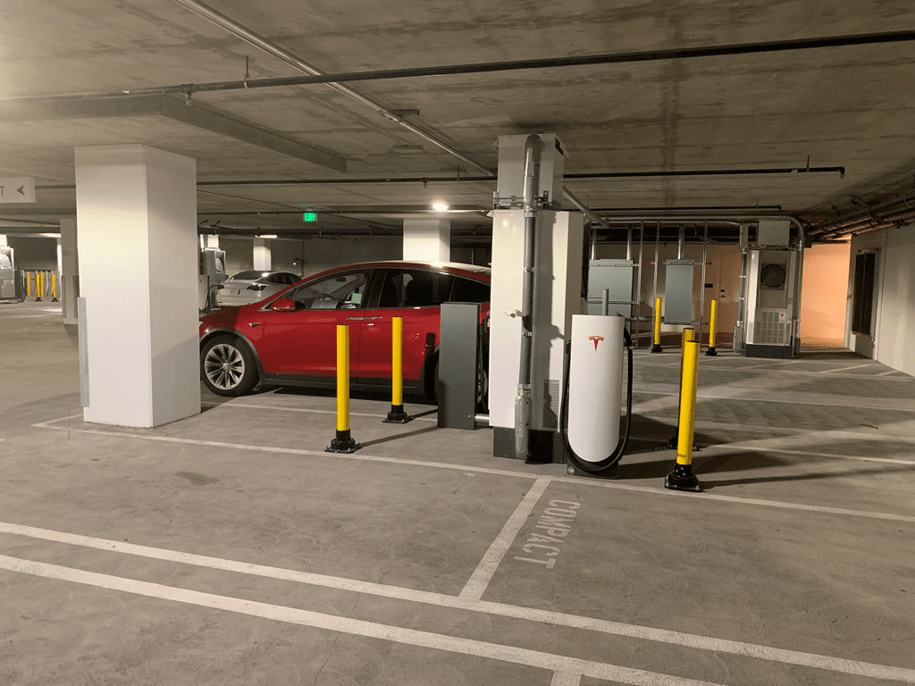 4″ Rebounding Steel Bollard