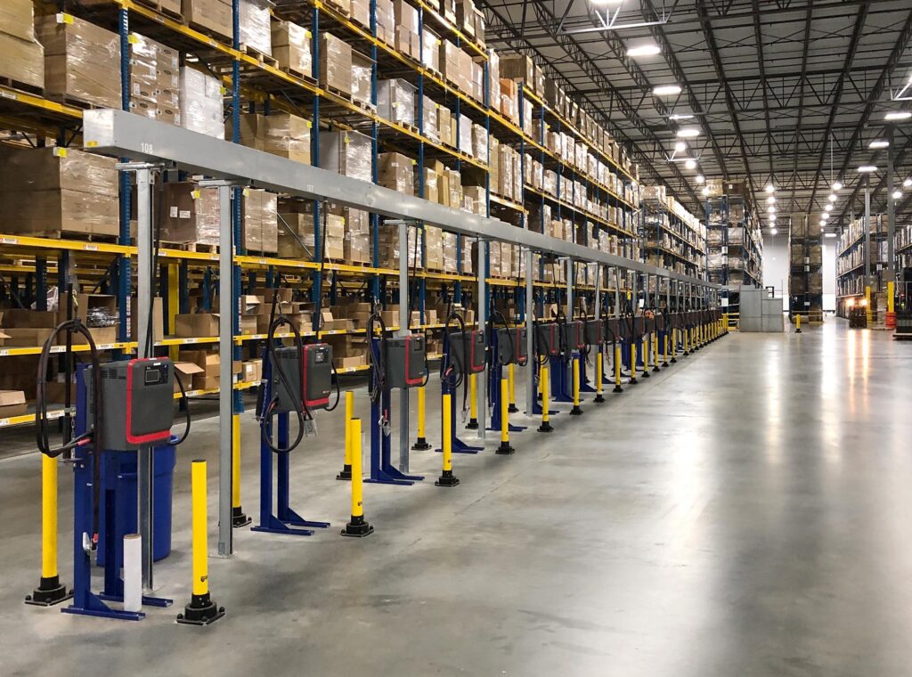 Warehouse-Storage-hero@2x